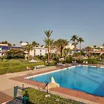 Hotel De 4*