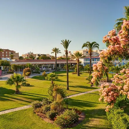 Hotel De 4*